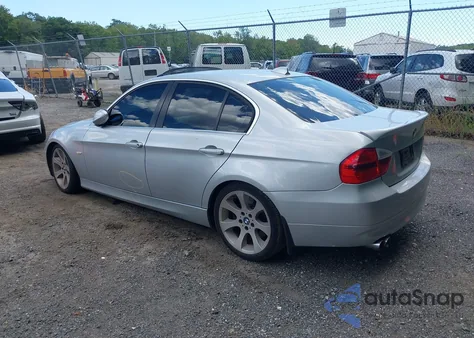 2006 BMW 330I z USA, uszkodzony, nr VIN WBAVB33586KR79558